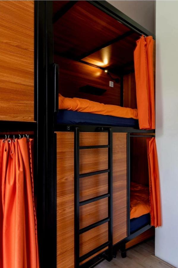 Recharge Hostel روتردام المظهر الخارجي الصورة