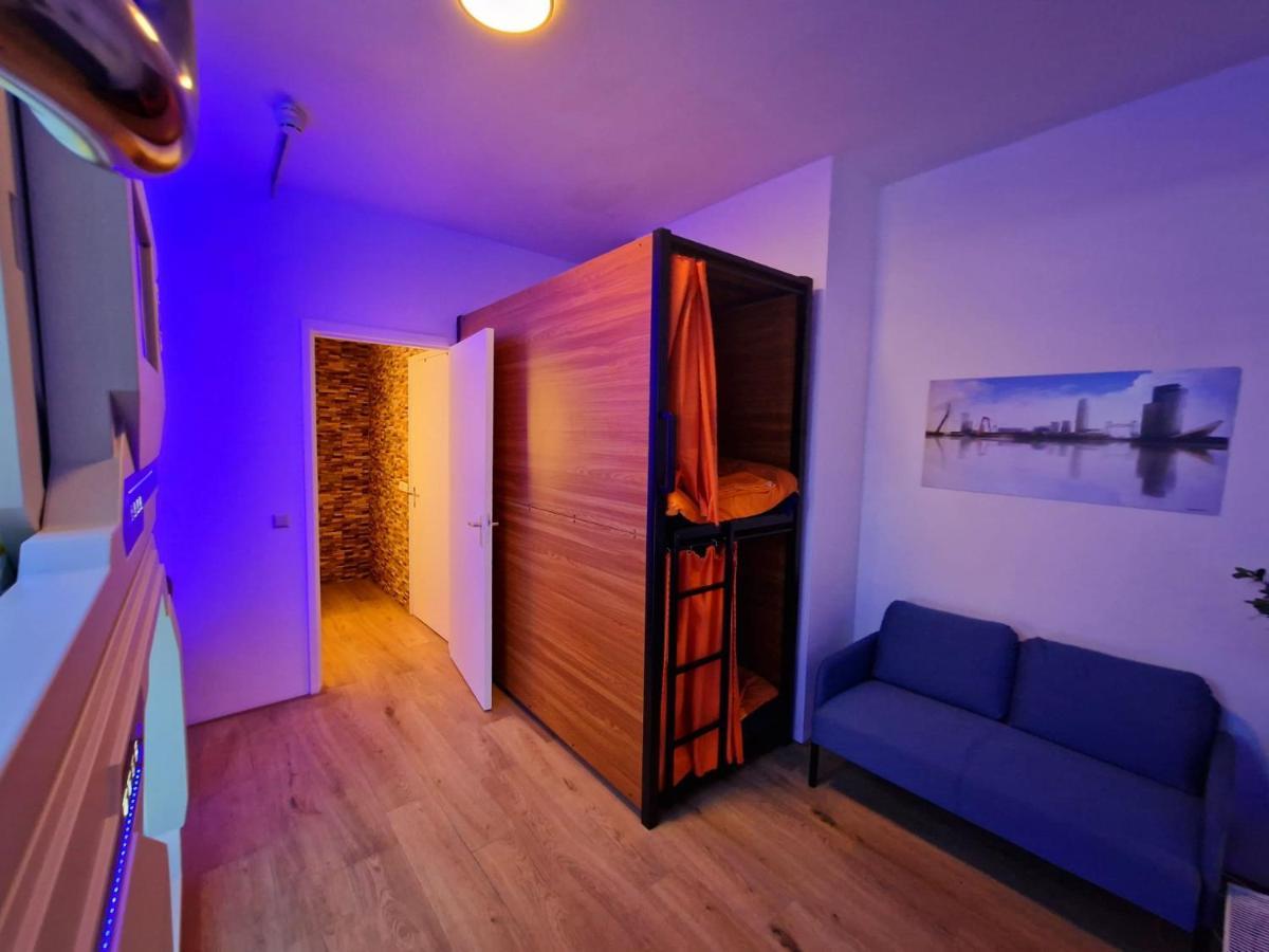 Recharge Hostel روتردام المظهر الخارجي الصورة