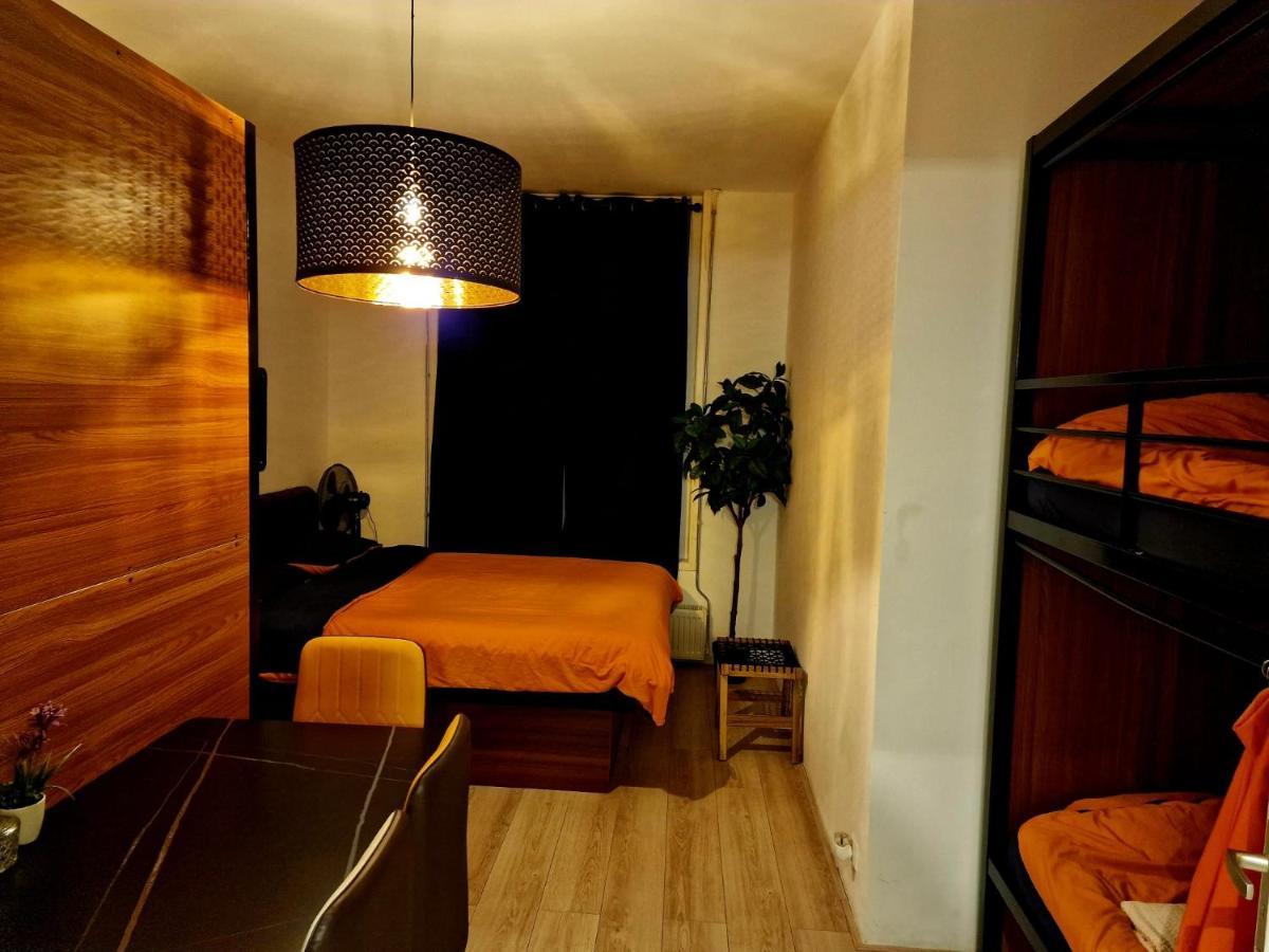 Recharge Hostel روتردام المظهر الخارجي الصورة