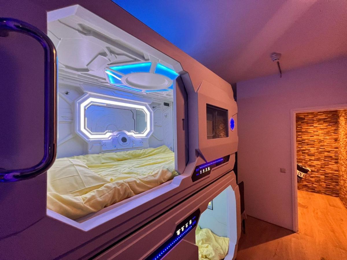 Recharge Hostel روتردام المظهر الخارجي الصورة