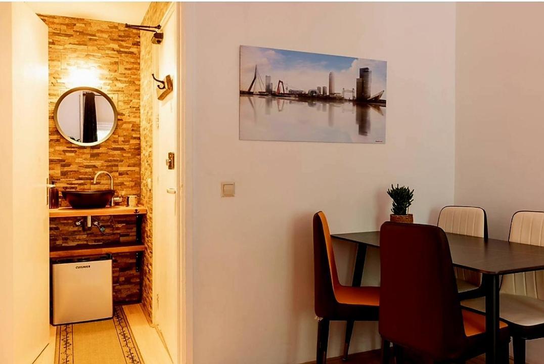 Recharge Hostel روتردام المظهر الخارجي الصورة