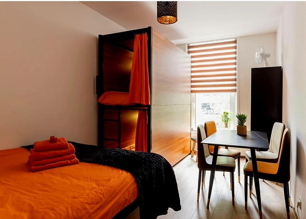 Recharge Hostel روتردام المظهر الخارجي الصورة