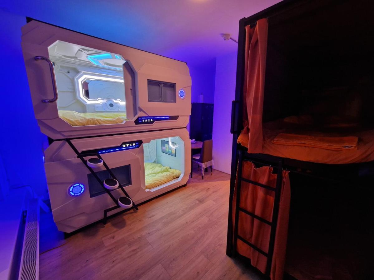 Recharge Hostel روتردام المظهر الخارجي الصورة